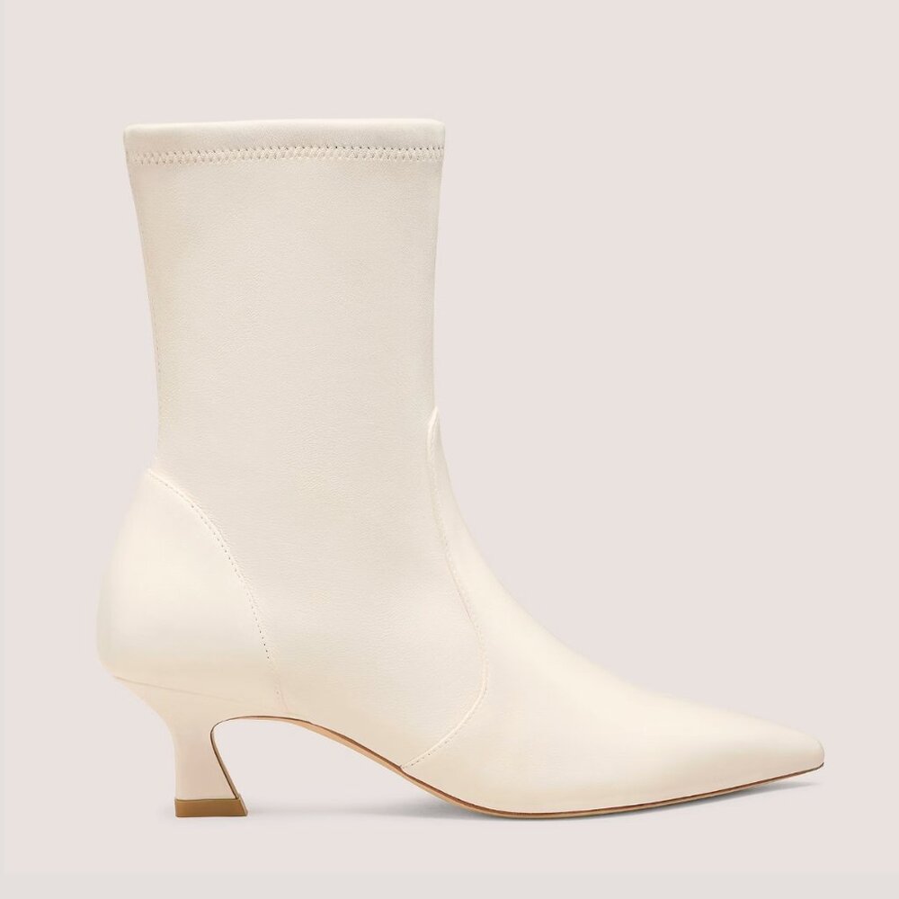 Gorgeous Stuart Weitzman Vinnie 50